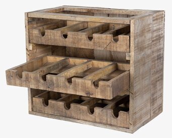 Bild av robust vinlåda i antik stil med trädetaljer