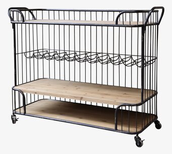 Bild av industriell postvagn med vinhylla och trädetaljer