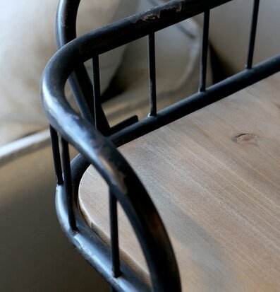 Bild av möbel med vintage stil och funktionell design