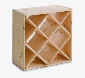 Foto av rustikt vinställ i trä med plats för 24 flaskor