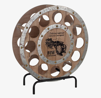 Bild av elegant vinställ i trä och metall för hemmet